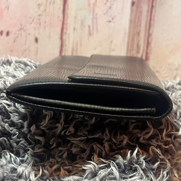 LV Epi Wallet 🖤 Vintage - Picture 6 of 9